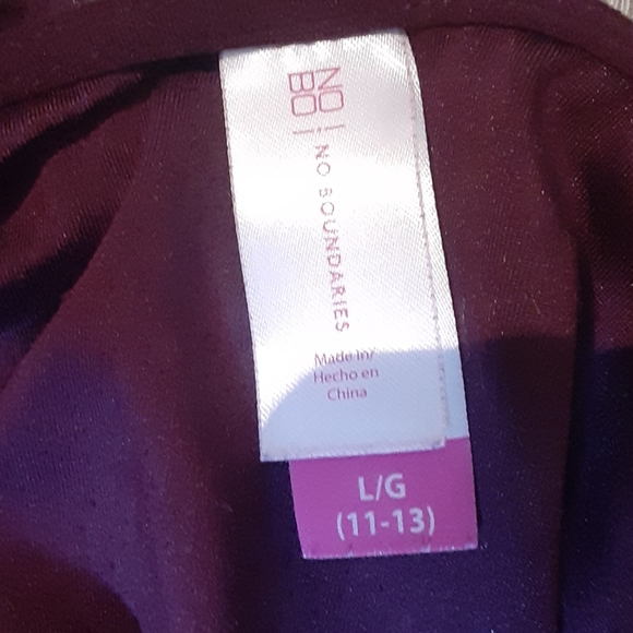 Soft shirt with lace back - Picture 3 of 3